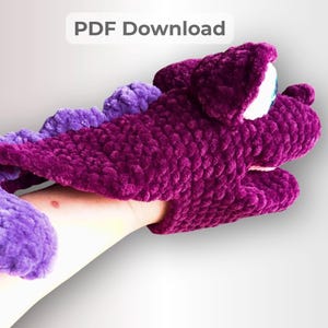 かぎ針編み人形のパターン PDF: ぬいぐるみドラゴン - 幼児向けの創造的なおもちゃ (デジタルダウンロード)