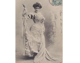 Vintage postcard, Artist, Mademoiselle DIONE