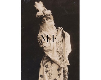 Alte Ansichtskarte, Verschleierte orientalische Frau, 1908