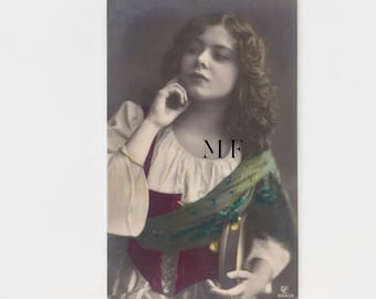 Carte postale vintage, Portrait de femme, Jolie Gitane au tambourin
