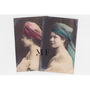 Lot de 2 cartes postales anciennes, Portraits d'une jolie jeune femme image 1