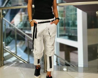 Witte harembroek met laag kruis: avant-garde broek met ritssluiting