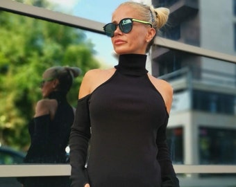 Avant-Garde Open Shoulder Turtleneck Top: Gothic Party Blouse