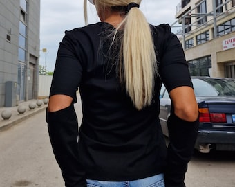 Fitted Black Turtleneck Longsleeve Top: Gothic Blouse