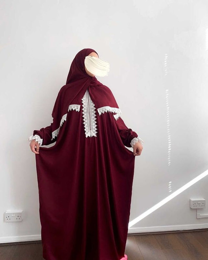 Gebetskleidung Muslime Saudi Prayer Dress Gebetskleid gebedsjurk Gebetsrobe Tarha sharshaf Rot