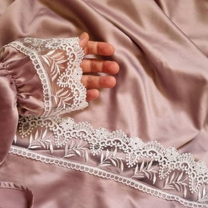 Luxurious Handmade Silk Satin Prayer Dress  from Madina - Gebetskleid - Gebetskleidung - Abaya - Ramadan - Isdal - Khimaar - JIlbab