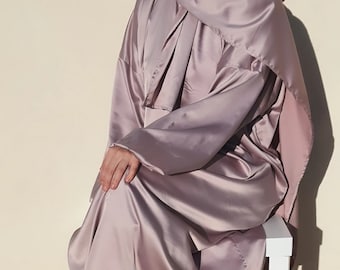 Luxurious Handmade Silk Satin Prayer Dress  from Madina - Gebetskleid - Gebetskleidung - Abaya - Sharshaf - Isdal - Khimaar - JIlbab