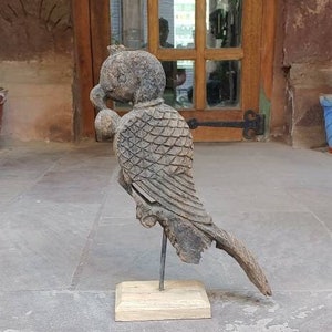 Antique wooden parrot figurines, vintage indian wooden parrot figurines, Woden collectable parrot statue,home decor parrot