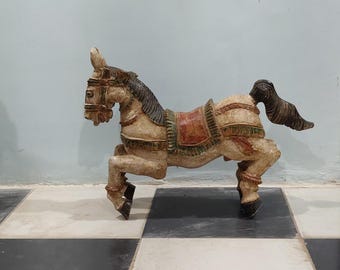 Handmade Wooden Horse Statue: Vintage Indian Style Home Decor