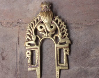Antique Brass Prabhavali Frame: South Indian Wall Decor (23x13cm)