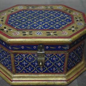 Wood Chest Box || Hand made multicolored mugal style jali painted small box with brass lid || multipurpose wooden box || vintage style Box