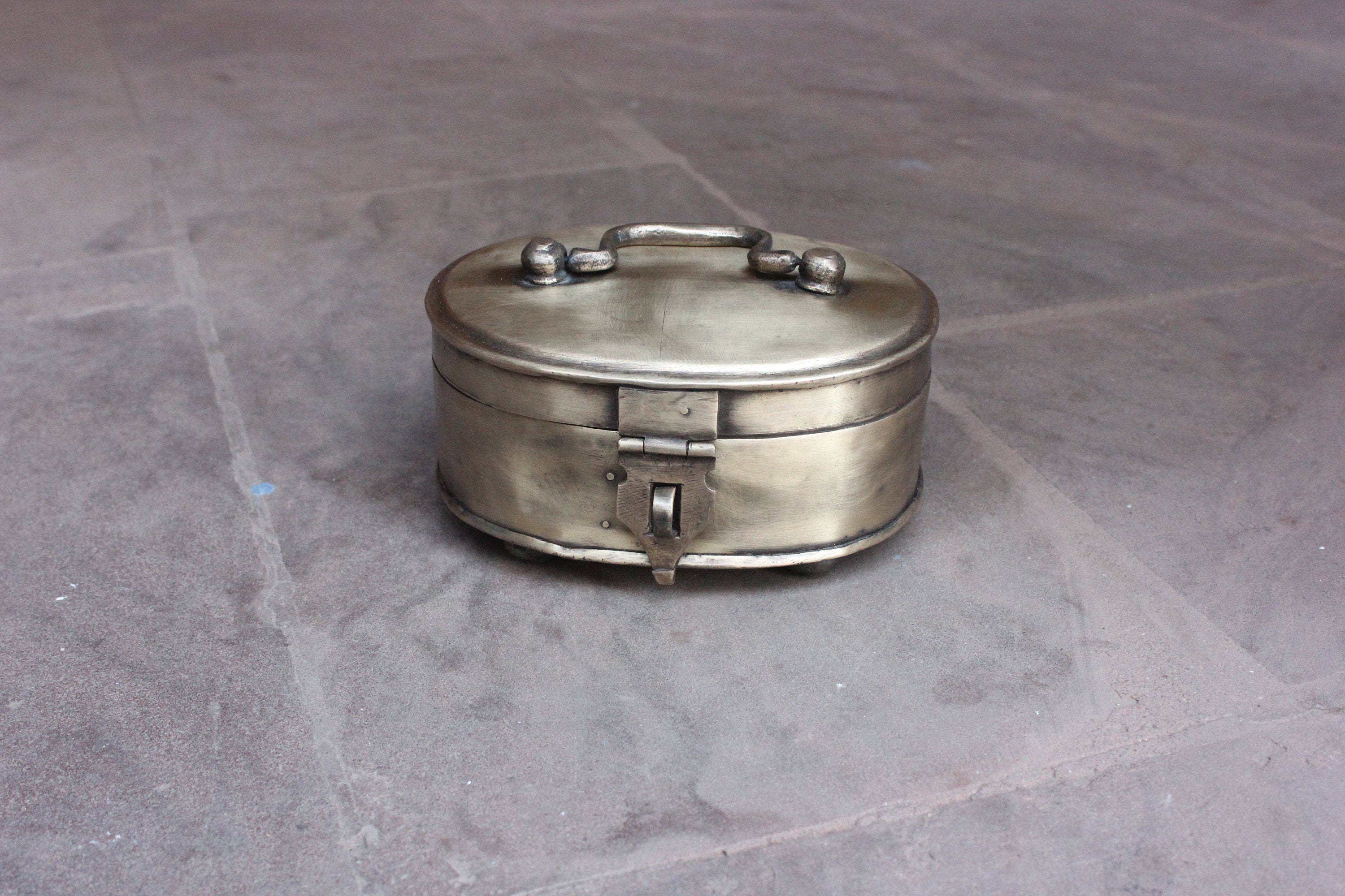 Heavy vintage brass storage box/brass box for storage Etsy