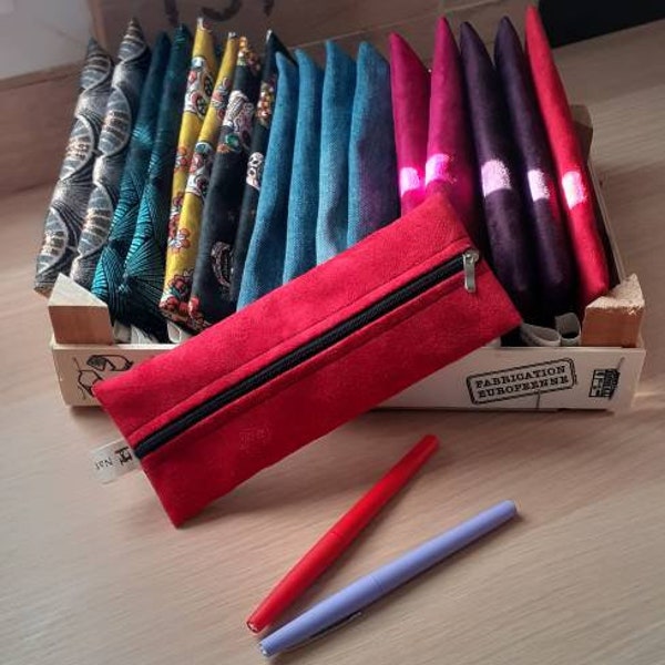 Trousse plate, trousse à stylos, trousse à maquillage, Trousse faculté, trousse fourre tout