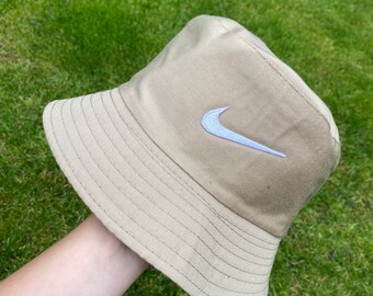 burberry bucket rain hat