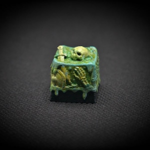 Keycap - Gelatinous Cube DnD D&D Artisan – Hand-Painted Mechanical Keyboard Keycap