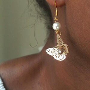 Gold Butterfly Pearl Earrings for Women, Cute Butterfly Charm Jewelry, Gold Dangle Pearl Jewelry, Handmade Earrings