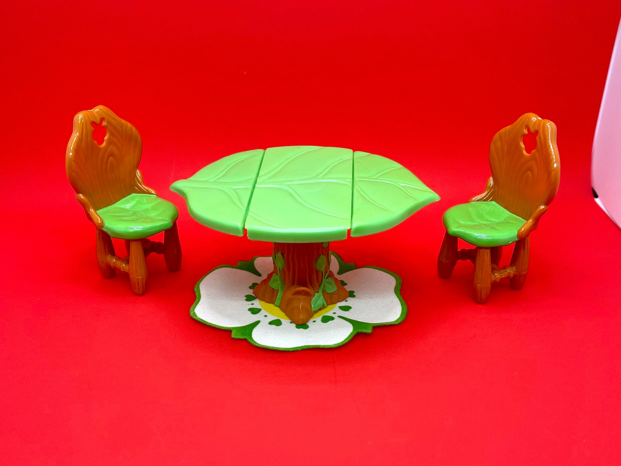 1980s Vintage Strawberry Shortcake Berry Happy Home 3-Piece. \u201cBerry Dainty Dining Room\u201d 1980s Vintage Strawberry Shortcake Berry Happy Home 3-Piece. \u201cBerry Dainty Dining Room\u201d