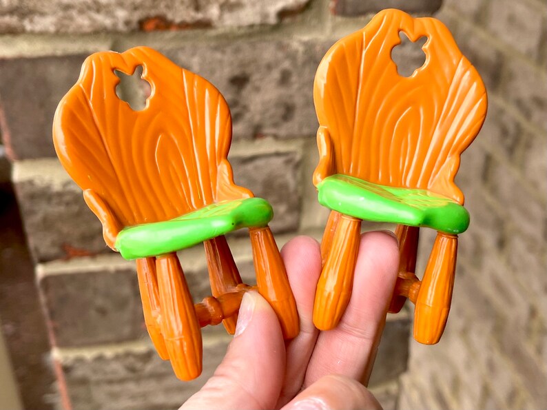 1980s Vintage Strawberry Shortcake Berry Happy Home 3-Piece. \u201cBerry Dainty Dining Room\u201d 1980s Vintage Strawberry Shortcake Berry Happy Home 3-Piece. \u201cBerry Dainty Dining Room\u201d