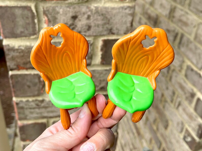 1980s Vintage Strawberry Shortcake Berry Happy Home 3-Piece. \u201cBerry Dainty Dining Room\u201d 1980s Vintage Strawberry Shortcake Berry Happy Home 3-Piece. \u201cBerry Dainty Dining Room\u201d