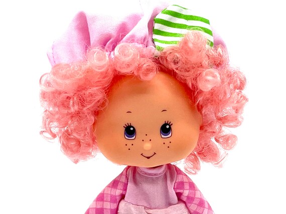 RARE: 1991 THQ Strawberry Shortcake “rock 'N Berry Roll Raspberry