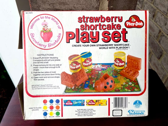 I Found a PlayDoh set from 1981 and it was still soft!!! : r/80s