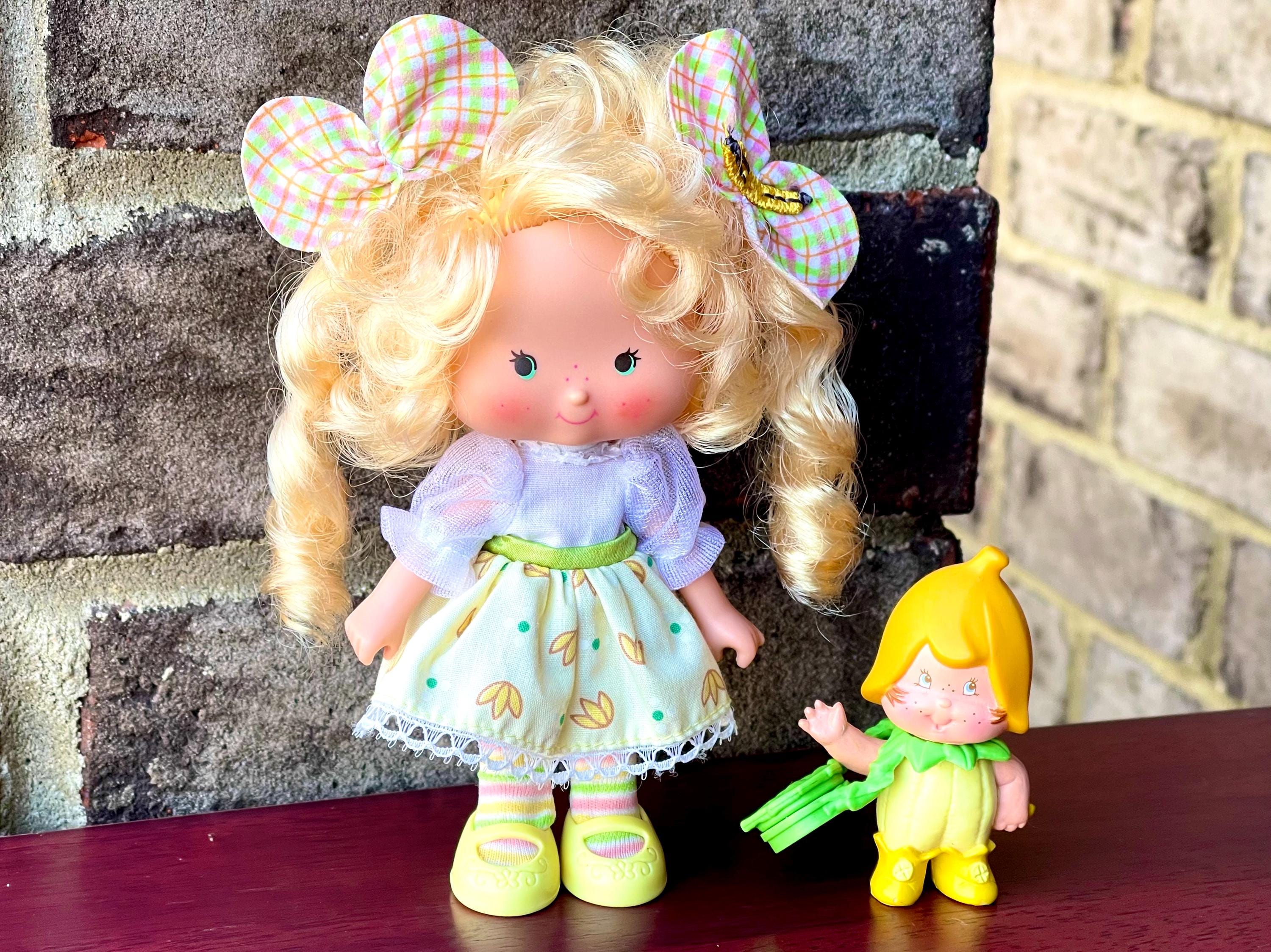 EXTREMELY RARE: 1980s Vintage Strawberry Shortcake Banana Twirl