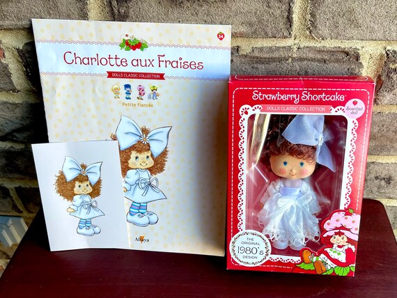 STRAWBERRY SHORTCAKE CHARLOTTE aux Fraises Tarta de Fresa Doll Raisin Cane $169.99