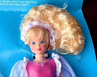 Berry RARE: 1980s Vintage Strawberry Shortcake Berrykin Berry