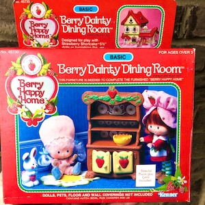 1980s Vintage Strawberry Shortcake Berry Happy Home - “Berry Dainty Dining Room” BASIC | In Box.