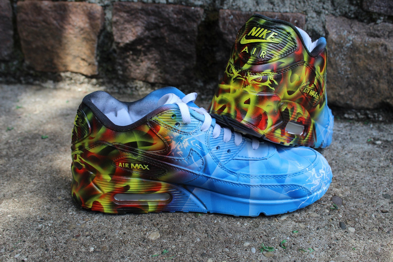 airbrushed nike air max