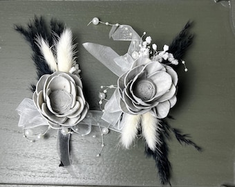 corsage for grey prom dress Prom & Dance Flowers - Corsages| Evansville IN main image 0