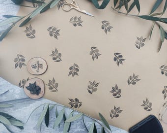 Olive Branch Ink Stamp, Traditional Christmas Printing Block, Hand Carved Rubber Stamp, DIY Wrapping Paper, Eco Wrapping, Recyclable Paper