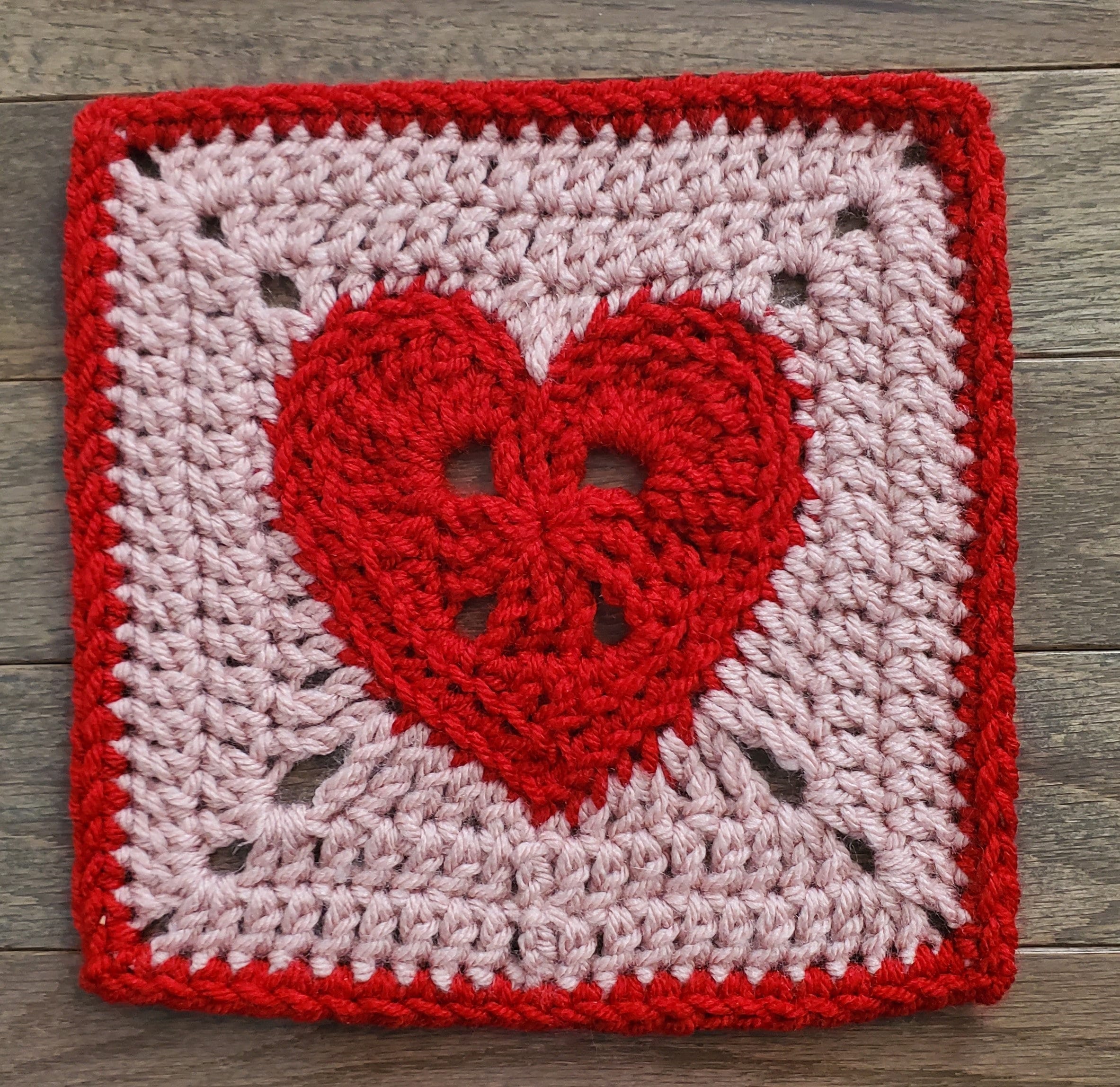 Red Heart - Granny Square in Red Heart Soft (downloadable PDF