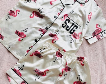 Flamingo Patterned Strappy Satin Shorts Pajamas Set for Women Comfortable and Stylish Home Wear