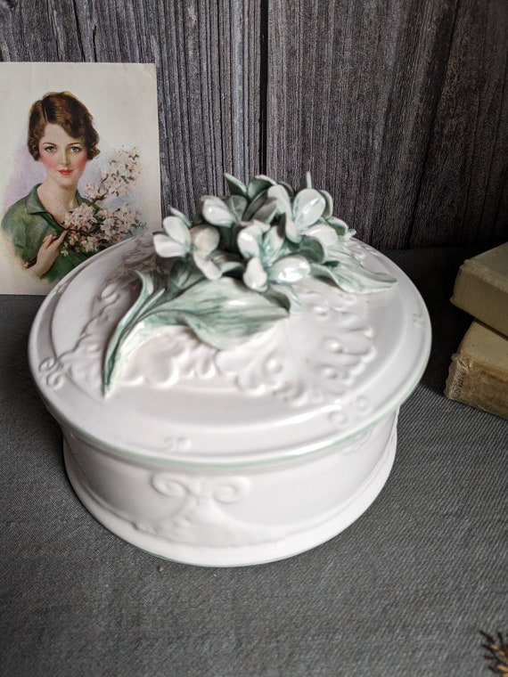 Italian large porcelain trinket box - image 9