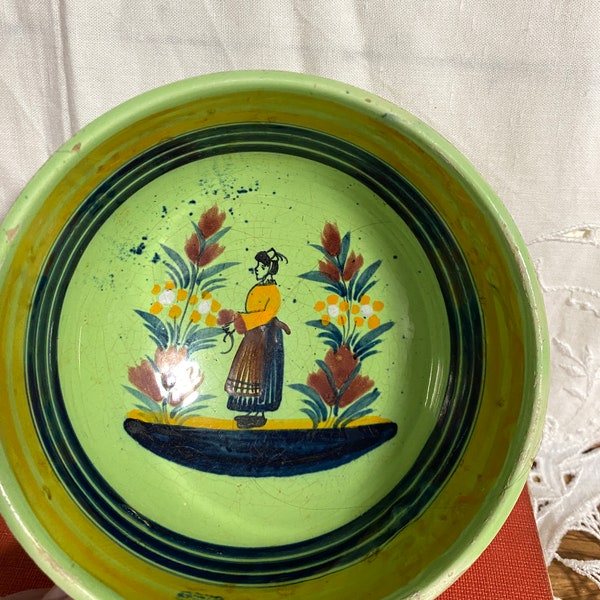 Henroit Quimper signed bowl, unusually in green