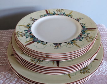 Art Deco Soho Potteries Ambassador Ware plate set 'Marie'