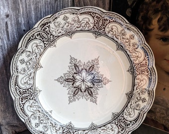 Antique Powell Bishop & Stonier dinner plate 'Ravenna'