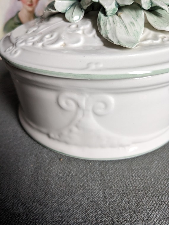 Italian large porcelain trinket box - image 6
