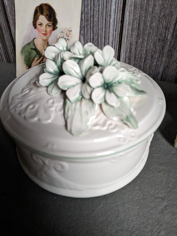 Italian large porcelain trinket box - image 5