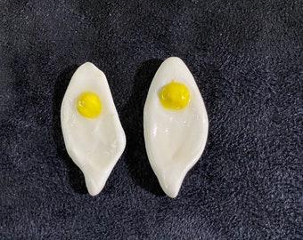 Boucles d’oreilles Mini Egg//Polymer Clay//Food Earrings//Fried Eggs