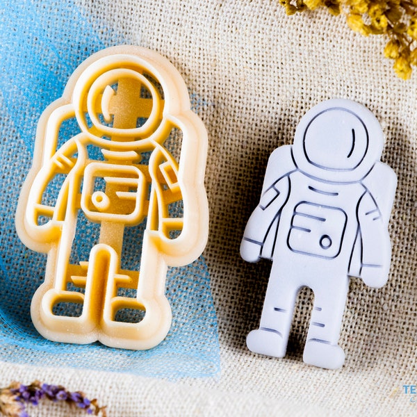 Astronaut clay cutter I Polymer clay cutters for polymer clay I Texturio Cutters for clay I Clay earring cutters I Polymer clay tools