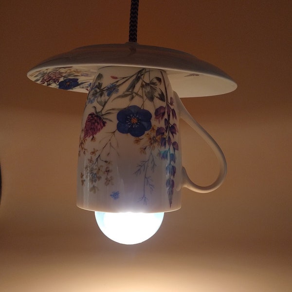 Lampa Ceramiczny kubek talerzyk spodek Amazing lamp