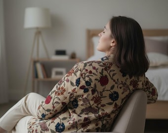 Kurtka z nadrukiem Kishori, ręcznie robiona kurtka w kwiaty w stylu indyjskim boho, rozmiar S i M