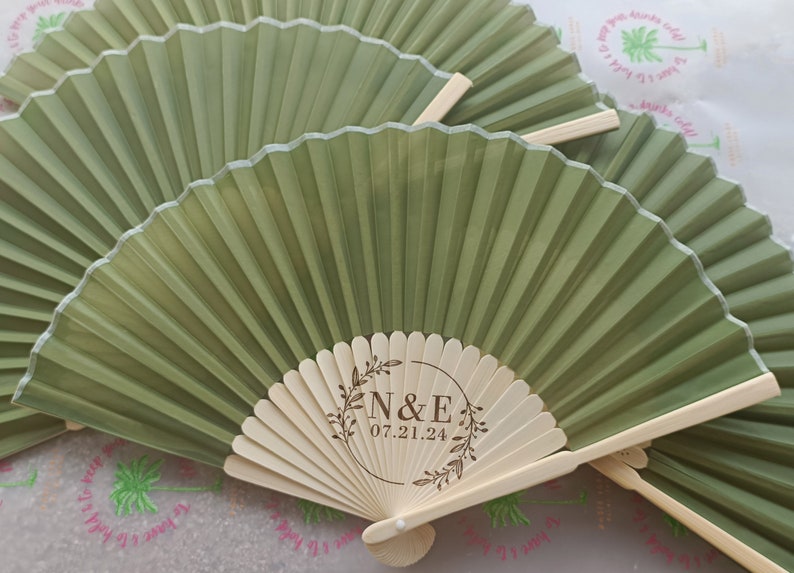 sage green hand fans Wedding Party Favors Gifts Guests for guests Personalized Custom Sage Green Fabric Fans Bulk Engraved White Cloth Fan Quinceanera Gifts Folding Hand Fans concert Music fans graduation gifts class of 2026 baby shower fans BIRTHDAY gifts Business Gifts LOGO company bar events promotion advertisement monogram wedding gifts summer events real estate gifts for guests fabric fans vintage dark green white decoration beach fans