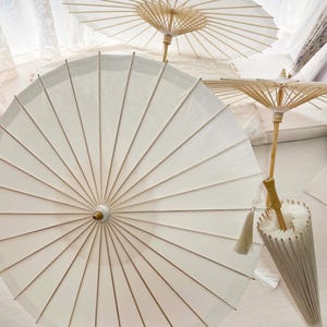 Personalized Handmade Custom White Parasols Wedding Umbrella Floral Sun Parasols Photoshoot Gitfs Bride Quinceanera Gifts Sage Green Parasol