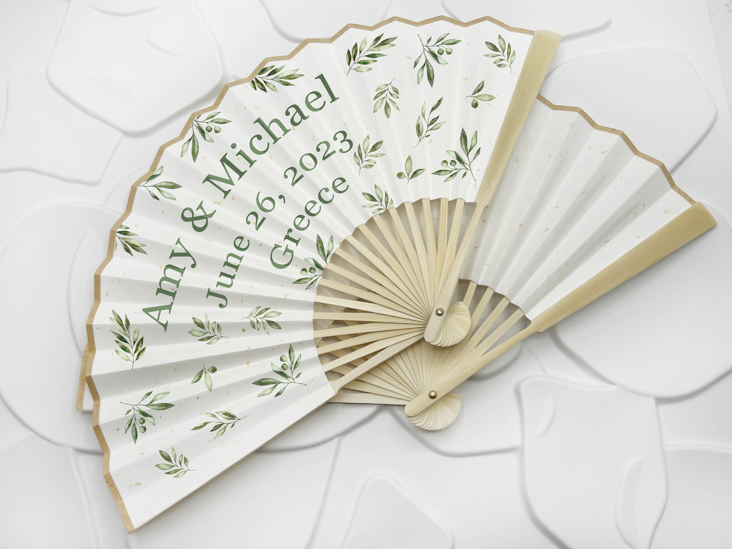 Personalized Wooden Fan，Customized Wedding Fans for Guests，Chinese Fans  Folding Fan for Women，Personalized Wedding Fans (Customized,100pcs)