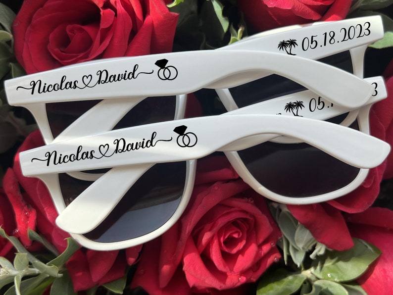Personalized Wedding Sunglasses Bulk Custom Printed sunglasess Party Favors Gifts for Guests School Graduation Class of 2025 Company Logo Shades Gifts White black glasseses birthday gifts baby shower gifts for guests uv sunglasses royal blue sunglasses travel gifts cancun cruise gifts beach sunglasses ski shades Custom polarized sunglasses Personalized UV protection sunglasses Lunettes de soleil de mariage Personalisierte Sonnenbrillen Hochzeitssonnenbrille baseball hockey football sports gifts