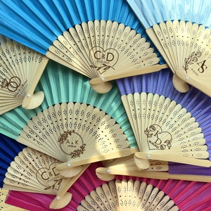 Personalized Custom hand Fans Wedding Party Favors Frabic Fans Bulk Gifts for Guests Engraved Fans Bridal Shower Fans Quince Birthday Gifts