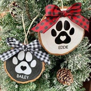 Paw print ornaments, Paw Print dog ornament, Christmas gift, Personalized dog ornament, Rustic gifts, Stocking Stuffer, Farmhouse gifts